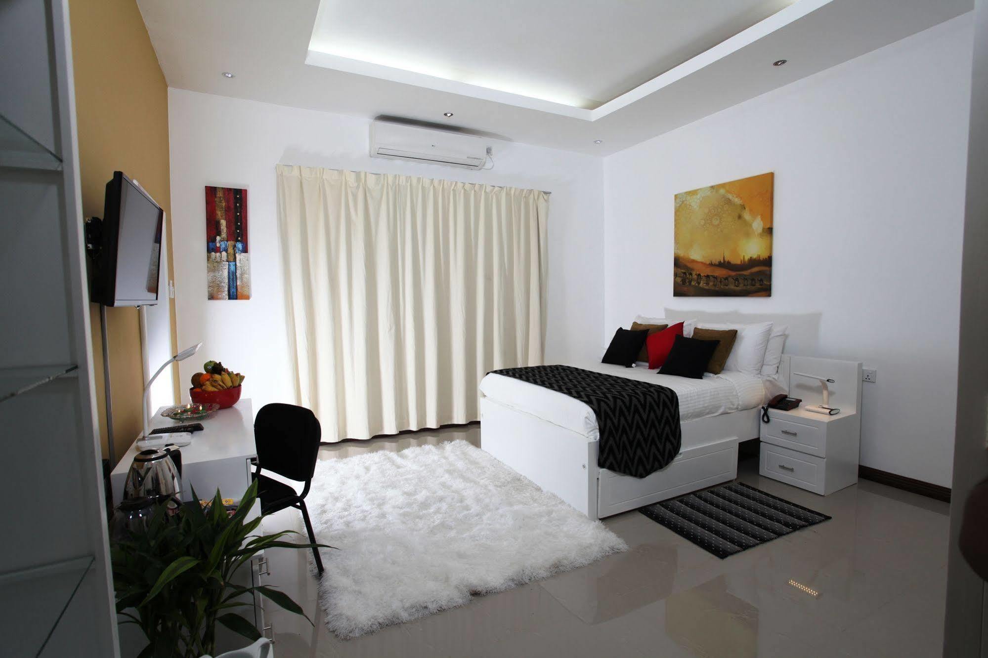 Ayaana Boutique Hotel Канди Экстерьер фото